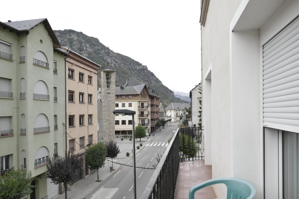 Hostal Canigo El Pont de Suert Exterior foto